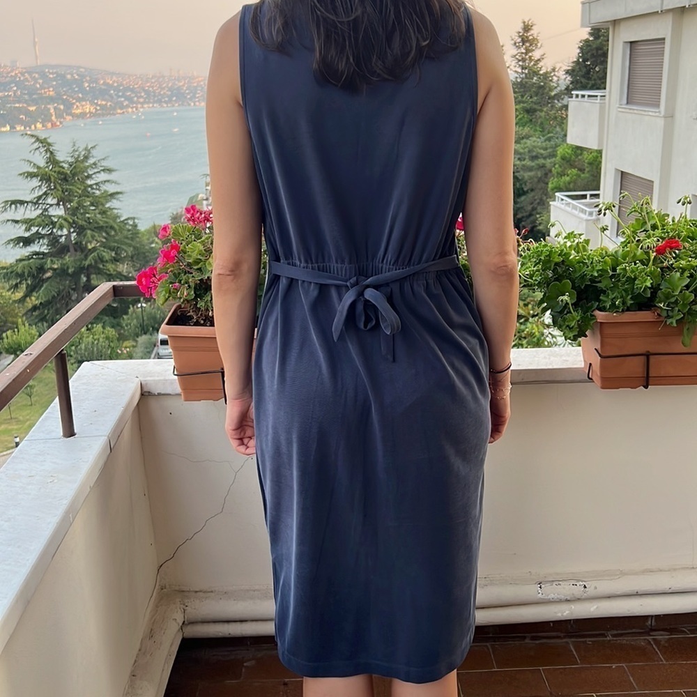 Tahari midnight blue midi button down sleeveless shirtdress - Picture 10 of 11